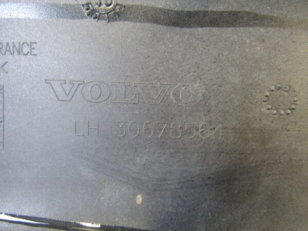 Zijskirt Links Dorpellijst Volvo V70 V-70 07-16 Links 30678564 Dorpel P10695