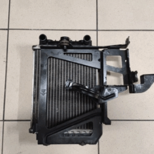 RADIATEUR RADIATOR AUDI A4 S4 A5 S5 QUATTRO WATER COOLER WITH FRAME 8K0121212
