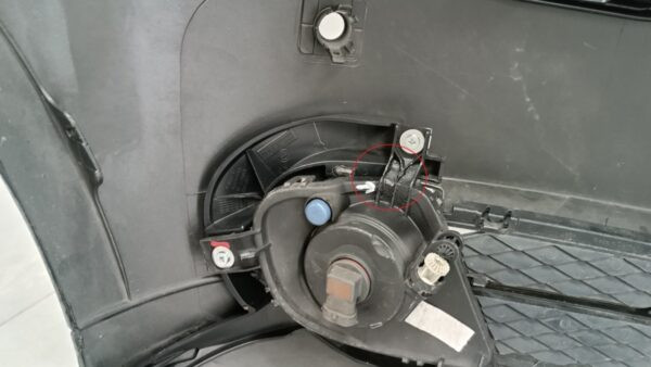 Bumper BMW 3 E90 E91 facelift LCI 08-12 7143745 Voorbumper HK1260