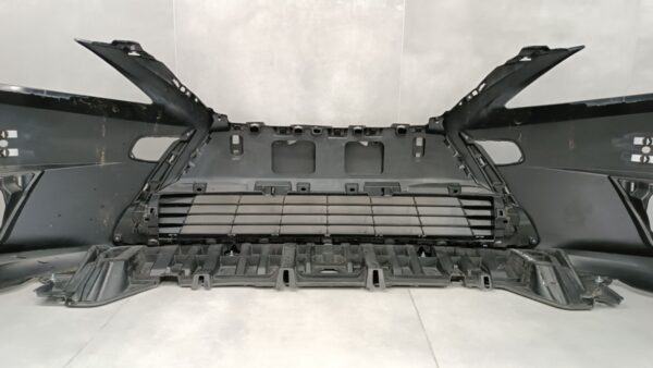 Bumper Lexus CT 200H facelift 17-22 52119-76250 Voorbumper HK1403