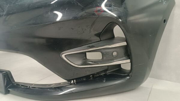 Bumper Renault Zoe facelift 19- 620223129R Voorbumper HK1337