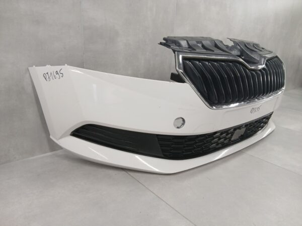 Bumper Skoda Fabia 3 III 6V0 facelift 18-21 6V0807221F Voorbumper PJ1695
