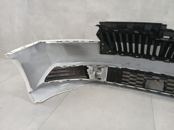 Bumper Skoda Fabia 3 III 6V0 facelift 18-21 6V0807221F Voorbumper PJ1695