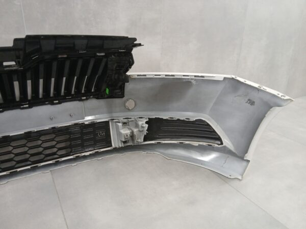 Bumper Skoda Fabia 3 III 6V0 facelift 18-21 6V0807221F Voorbumper PJ1696