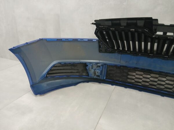 Bumper Skoda Fabia 3 III 6V0 facelift 18-21 6V0807221F Voorbumper PJ1697