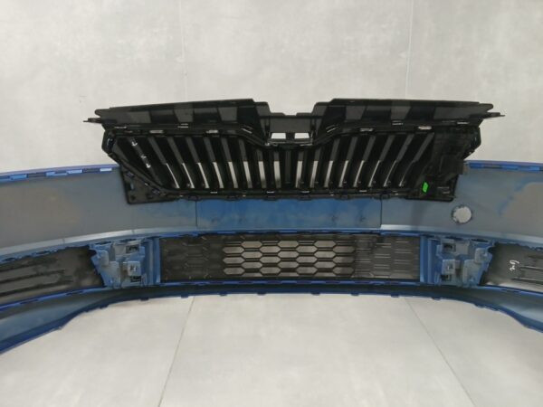 Bumper Skoda Fabia 3 III 6V0 facelift 18-21 6V0807221F Voorbumper PJ1697