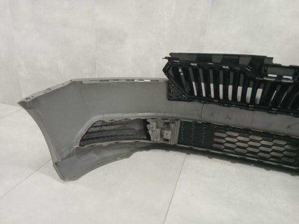 Bumper Skoda Fabia 3 III 6V0 facelift 18-21 6V0807221F Voorbumper PJ1699