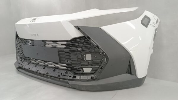 Bumper TOYOTA C-HR CHR II 23- 52119-F2450 Voorbumper HK1351