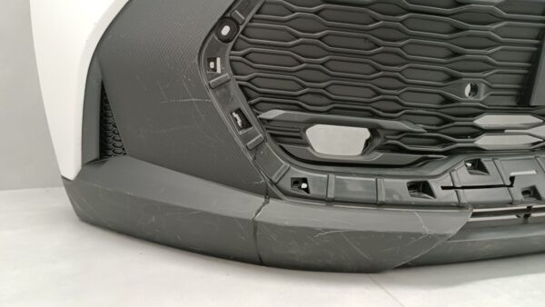 Bumper TOYOTA C-HR CHR II 23- 52119-F2450 Voorbumper HK1351