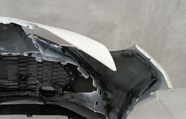 Bumper TOYOTA C-HR CHR II 23- 52119-F2450 Voorbumper HK1351