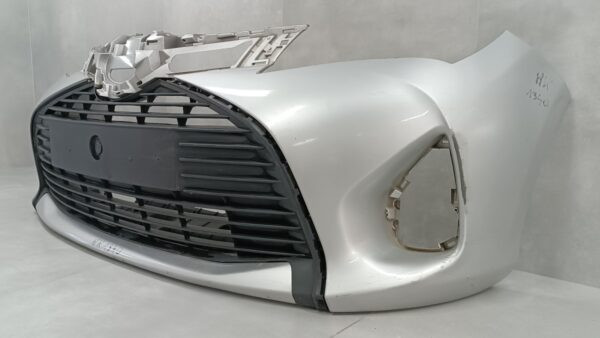 Bumper Toyota Yaris 3 III facelift 14-17 53102-0D040 Voorbumper HK1340