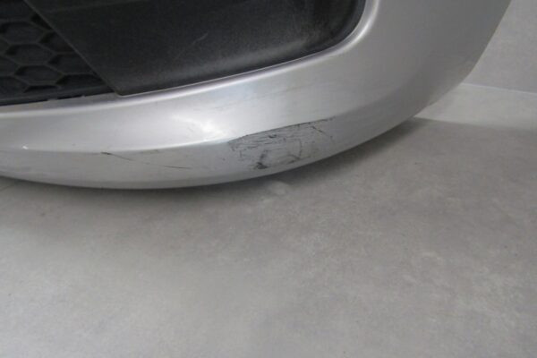 Bumper RENAULT TRAFIC III 3 14-21 620223916R Voorbumper MK4736