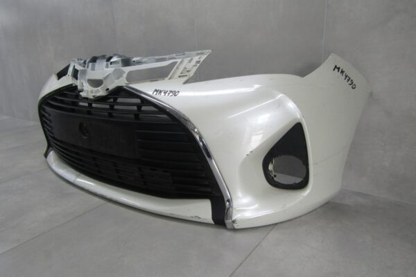 Bumper Toyota Yaris 3 III facelift 14-17 53112-0D040 Voorbumper MK4790