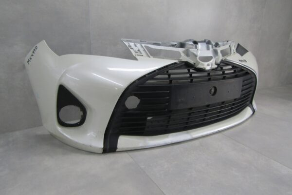 Bumper Toyota Yaris 3 III facelift 14-17 53112-0D040 Voorbumper MK4790