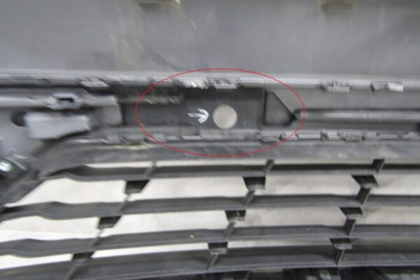 Bumper Renault Trafic 3 III facelift 21- 620226941R Voorbumper MK4817