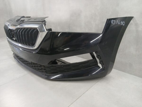 Bumper Skoda Scala 657 19-22 657807221 Voorbumper PJ1690