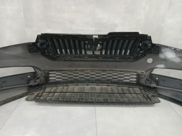 Bumper Skoda Scala 657 19-22 657807221 Voorbumper PJ1690