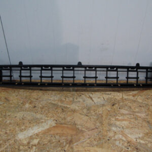 Grill MASERATI LEVANTE 16- 670040749 VOORBUMPERGRILLE MZ1841 Grille