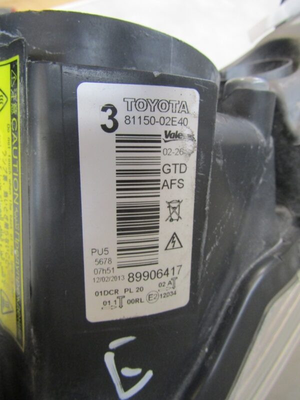 Koplamp TOYOTA AURIS 2 II XENON DRAAIEN 12-15 Links Z49/K3/2A