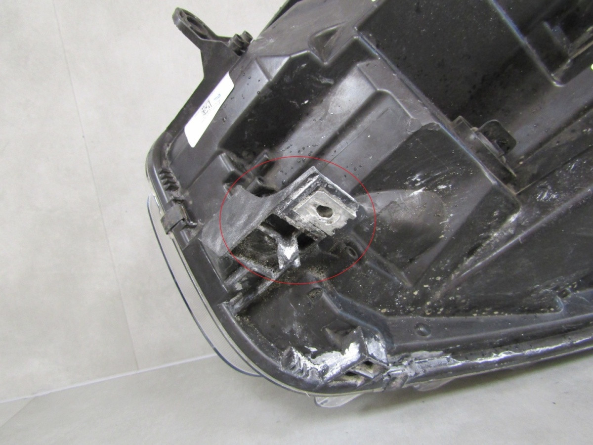 Koplamp DACIA DUSTER 2 II standaard met LED 17-21 RH 260101133R S1251/C82