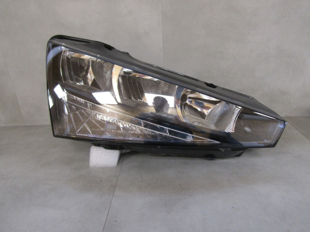Koplamp SKODA SCALA LED Rechts 657941016 19- Z100/K3/15A