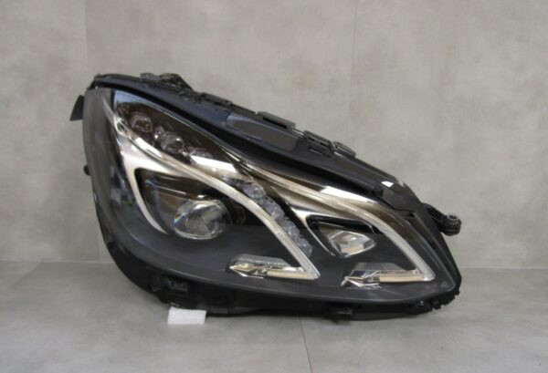 Koplamp MERCEDES E W212 212 Facelift  FULL LED ILS RH 12-16 A2128202439KZ S1616/K3/6B