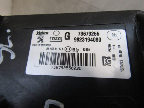 Koplamp PEUGEOT 208 II 2 2008 II 2 Standaard 19-23 Links LH 9823194080 Z64/K3/6A