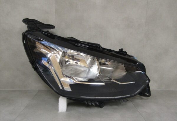 Koplamp PEUGEOT 208 II 2 2008 II 2 Standaard 19-23 Rechts 9823193880  S1596/K3/5E