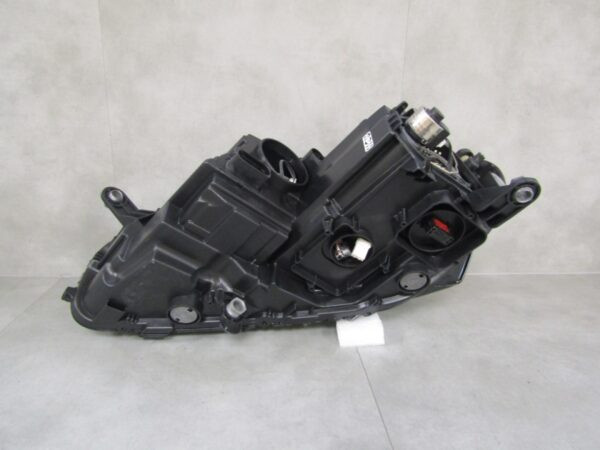 Koplamp VOLKSWAGEN PASSAT B7 XENON DRAAI + LED 10-14 RH Rechts 3AB941034 S1630/K3/8C