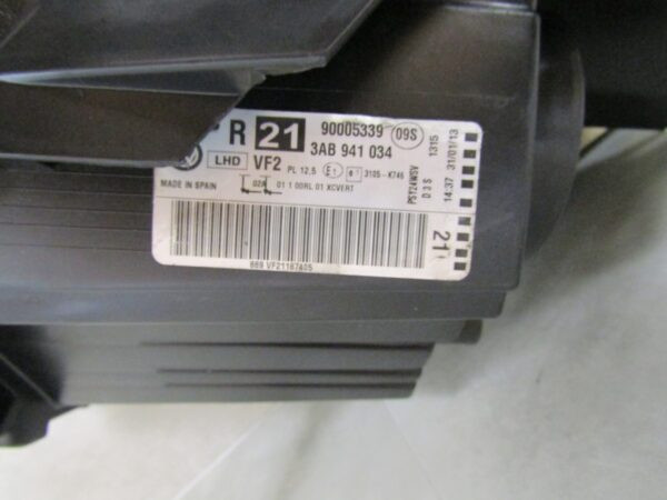 Koplamp VOLKSWAGEN PASSAT B7 XENON DRAAI + LED 10-14 RH Rechts 3AB941034 S1630/K3/8C