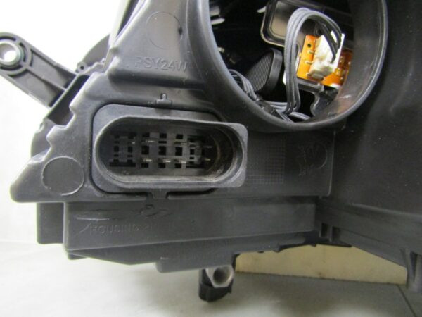 Koplamp VOLKSWAGEN PASSAT B7 XENON DRAAI + LED 10-14 RH Rechts 3AB941034 S1630/K3/8C