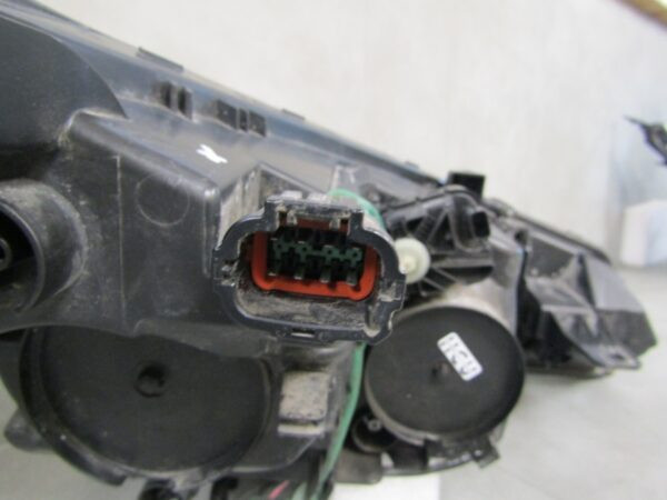 Koplamp NISSAN LEAF 2 II  LED 18-22 LH Links S1624/K3/7C