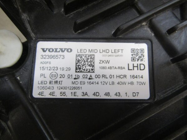 Koplamp VOLVO XC60 II VOLLEDIG LED MIDDEN Links LH 17-24 32396573 Z45/K3/1A