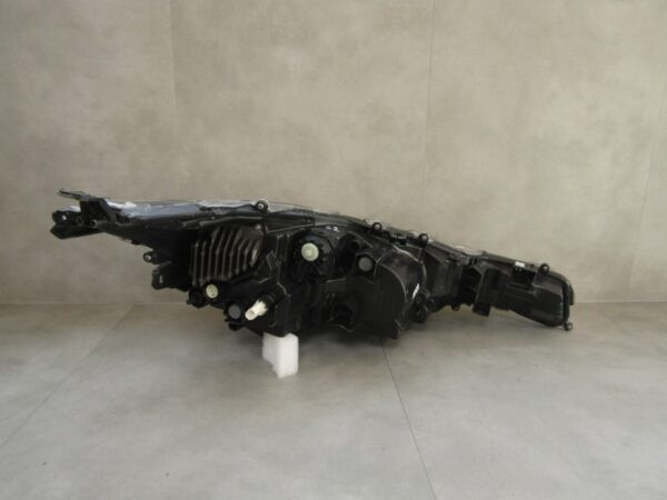 Koplamp TOYOTA COROLLA E21 HB KOMBI Facelift Volledig ED LH Links 23- S1593/K3/4B