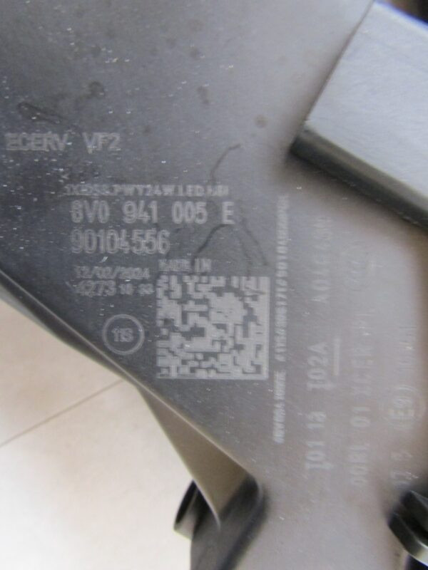Koplamp AUDI A3 8V0 Facelift XENON NIET-DRAAIEND 16-20 LH Links 8V0941005E S1565/k3/2B