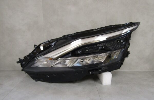 Koplamp NISSAN QASHQAI 3 III 21-24 LED LH Links 100-8D02G S1602/K3/6D