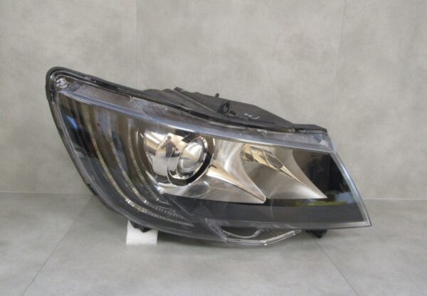 Koplamp SKODA SUPERB 2 II Facelift XENON DRAAIEND 13-15 RH Rechts 3T1941016H S1584/K3/4D