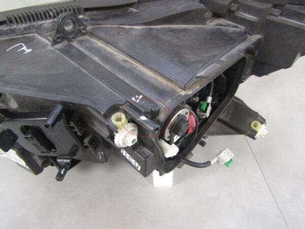 Koplamp SKODA SUPERB 2 II Facelift XENON DRAAIEND 13-15 RH Rechts 3T1941016H S1584/K3/4D