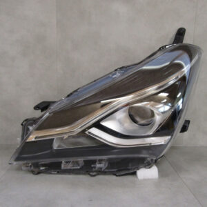 Koplamp TOYOTA YARIS 3 III Facelift NORMALE LENS + LED 17-20 LH S1687/K3/11C