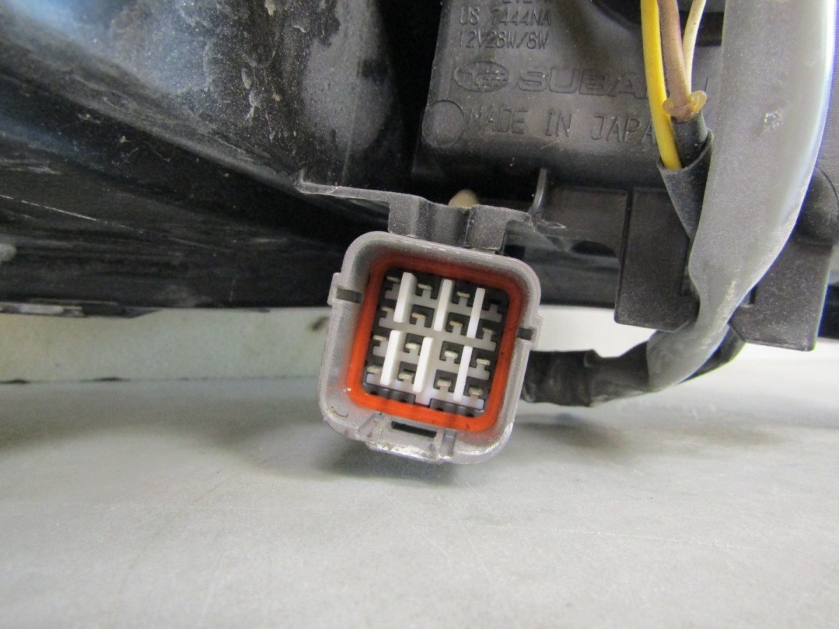 Koplamp SUBARU IMPREZA V XV LED 16-23 LH Links S1349/F66