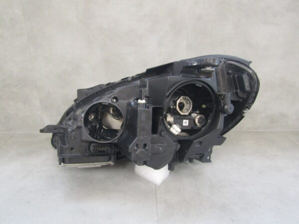 Koplamp MERCEDES W204 Facelift XENON  ILS ZWART AMG RH Rechts Z50/K3/3A