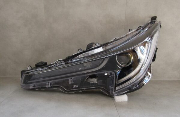 Koplamp Toyota Corolla E21 HB Kombi FULL LED  18-22 LH Links 81150-02S70 S1575/K3/3E