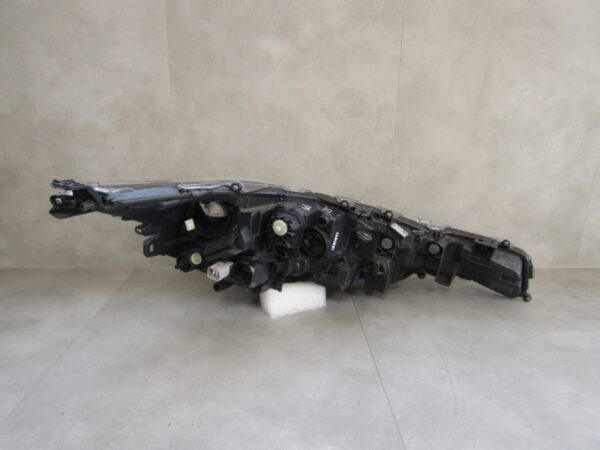 Koplamp Toyota Corolla E21 HB Kombi FULL LED  18-22 LH Links 81150-02S70 S1575/K3/3E