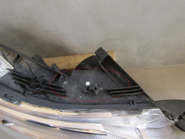 Koplamp Peugeot 2008 I Standaard Lens 13-16 Rechts 9815403080 S1564/k3/2B