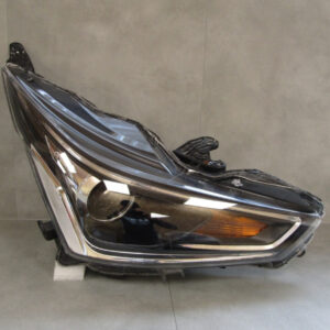 Koplamp TOYOTA AYGO 2 II Facelift STANDAARD LENS + LED 18-22 RH Rechts S1643/K3/8F