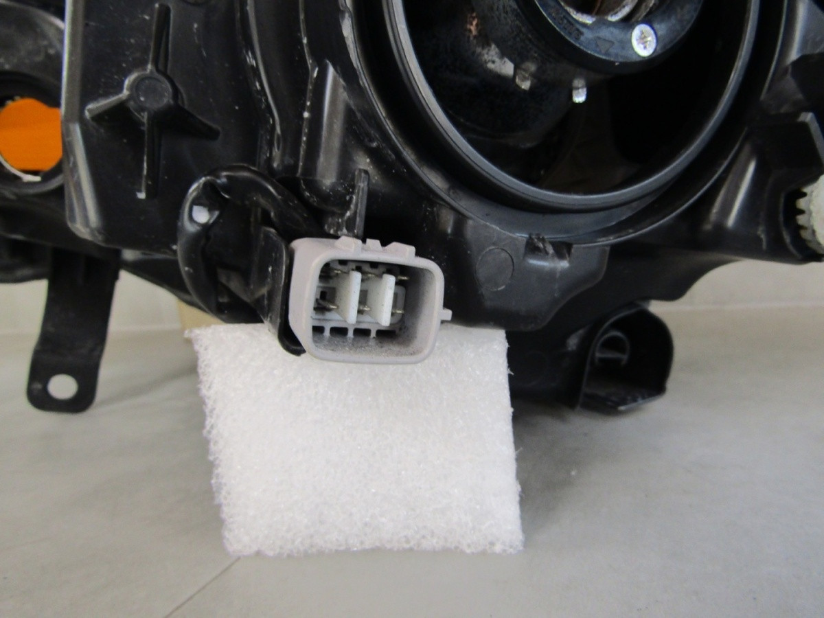 Koplamp TOYOTA AYGO 2 II Facelift STANDAARD LENS + LED 18-22 RH Rechts S1643/K3/8F