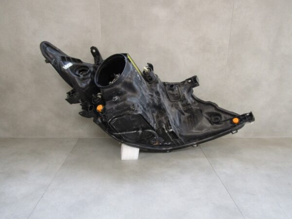 Koplamp TOYOTA AURIS 2 II XENON DRAAIEN XENON 12-15 LH Links S1568/K3/3C