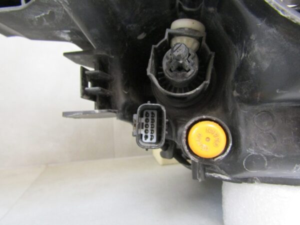 Koplamp TOYOTA AURIS 2 II XENON DRAAIEN XENON 12-15 LH Links S1568/K3/3C