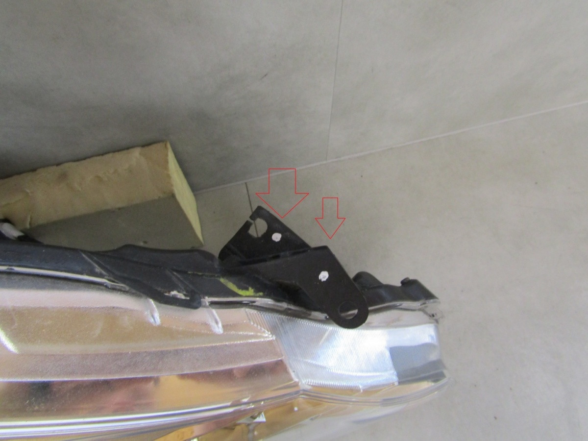 Koplamp TOYOTA YARIS 3 III HYBRIDE STANDAARD LED 12-14 RH Rechts S1653/K3/9C