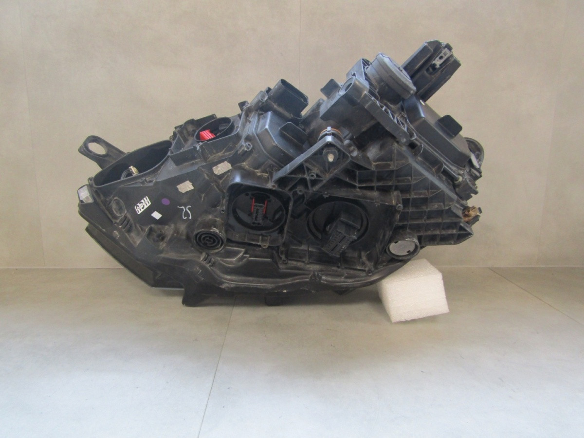 Koplamp VOLKSWAGEN PASSAT B 8 FULL LED RH Rechts 3G1941082G 14-19 Z82/K3/11A